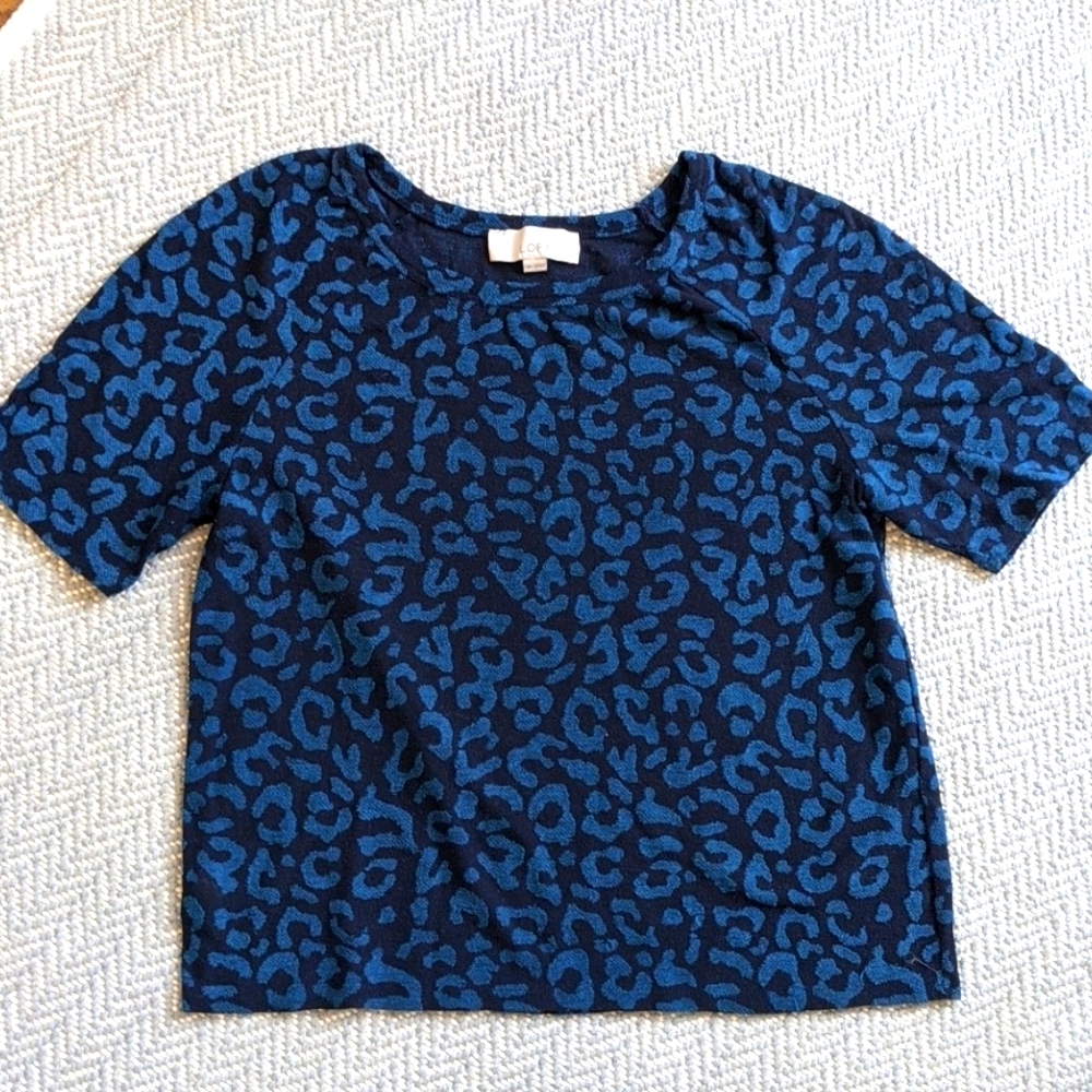 Loft navy blue cheetah print t shirt